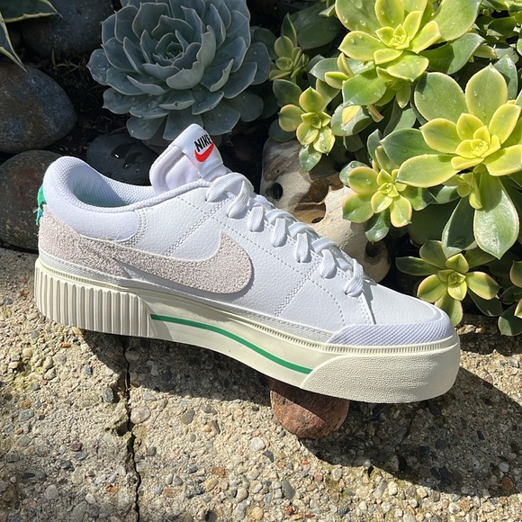 Nike Court Legacy Lift Sneakers - Picture 3 of 16